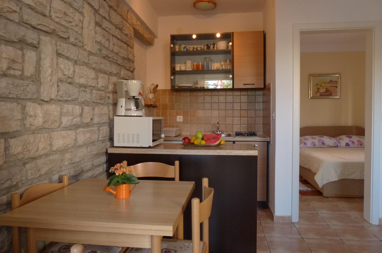 Apartment Petar Sukosan Luaran gambar